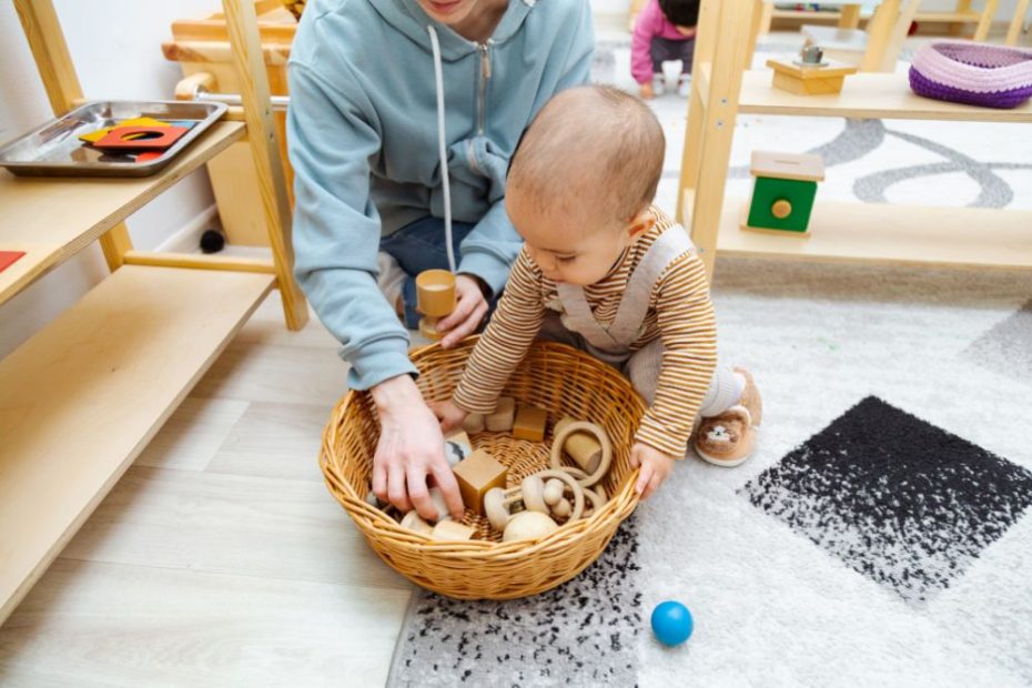 How Do Montessori Kits Support Early Childhood Development